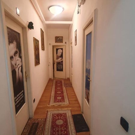 Room "Al Cristo Velato" Наполи Екстериор снимка