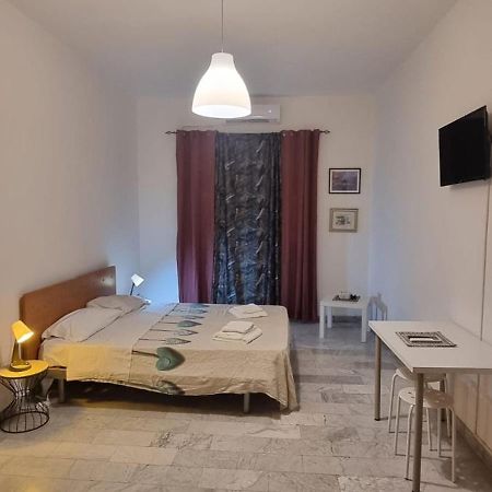 Room "Al Cristo Velato" Наполи Екстериор снимка